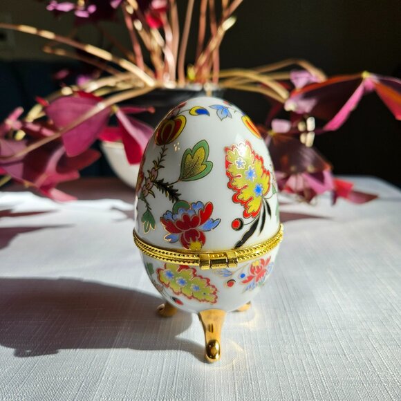 Egg Trinket Box 4" Tall Well Made-Item #609 - Picture 2 of 3